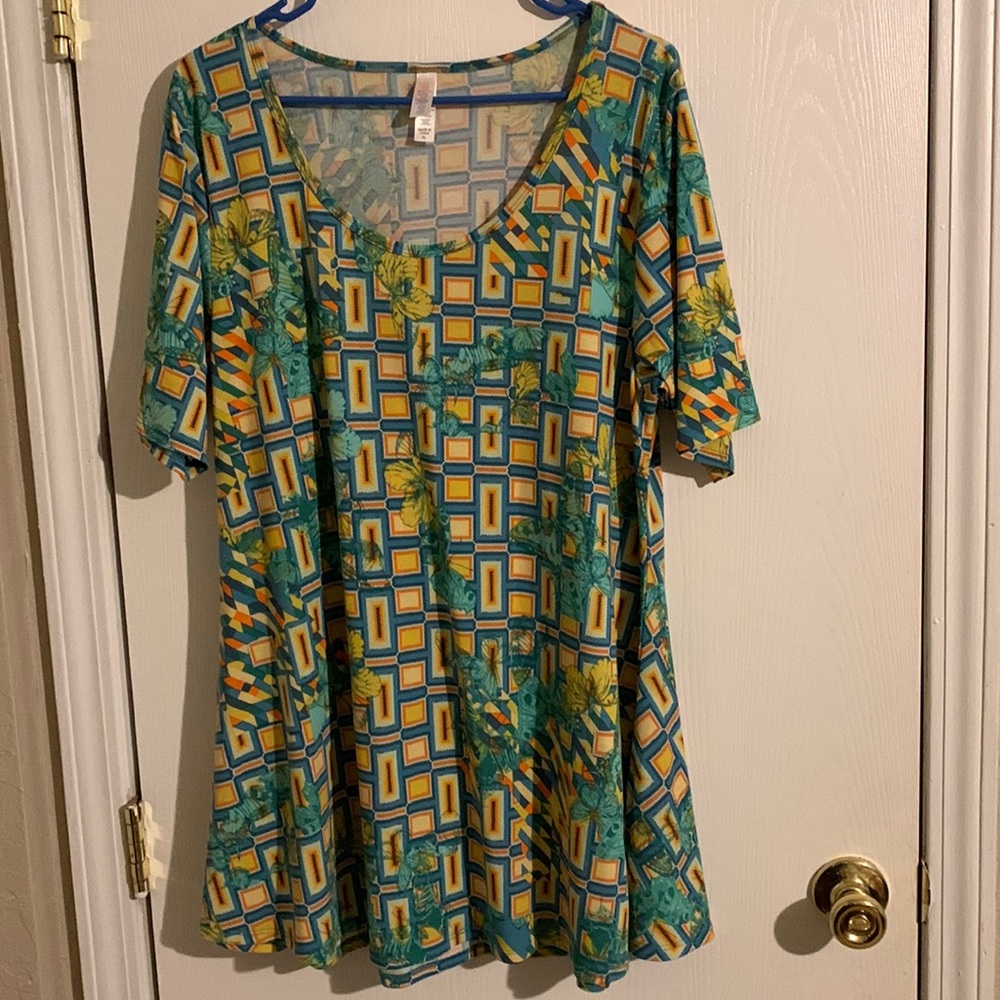 LulaRoe XL multicolor tunic